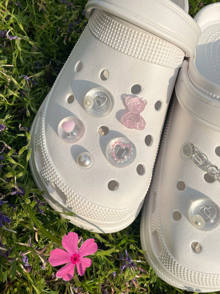 elle belle/ clear & pink crocs charms set