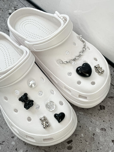 elle belle/ black heart crocs charms set