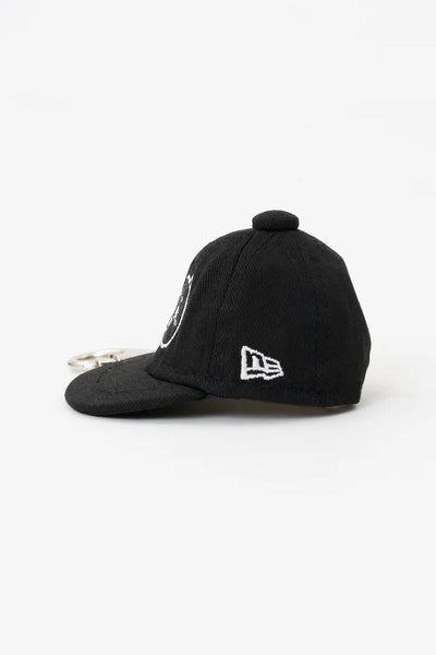 [現貨] chiikawa x NEW ERA/ chiikawa CAP KEYHOLDER / BLACK