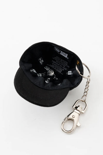 [現貨] chiikawa x NEW ERA/ chiikawa CAP KEYHOLDER / BLACK