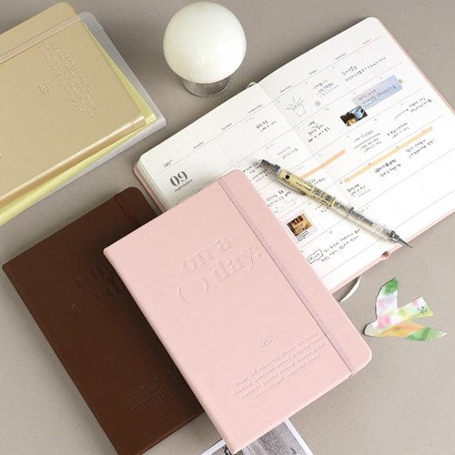 [預購] wannathis / 2027 on a ( ) day diary.