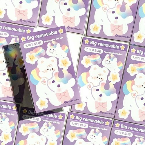 yany studio / Big removable stickers / Baby Unicorn